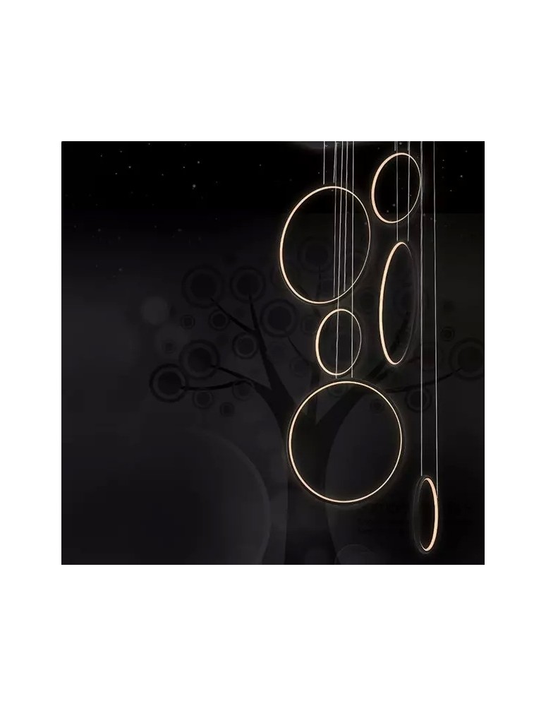 Pendant lamps circles - Altavola Design: Led Circles Pendant Lamp No. 8 black 90 cm in 4k  - product kolory-swiatla.pl 3