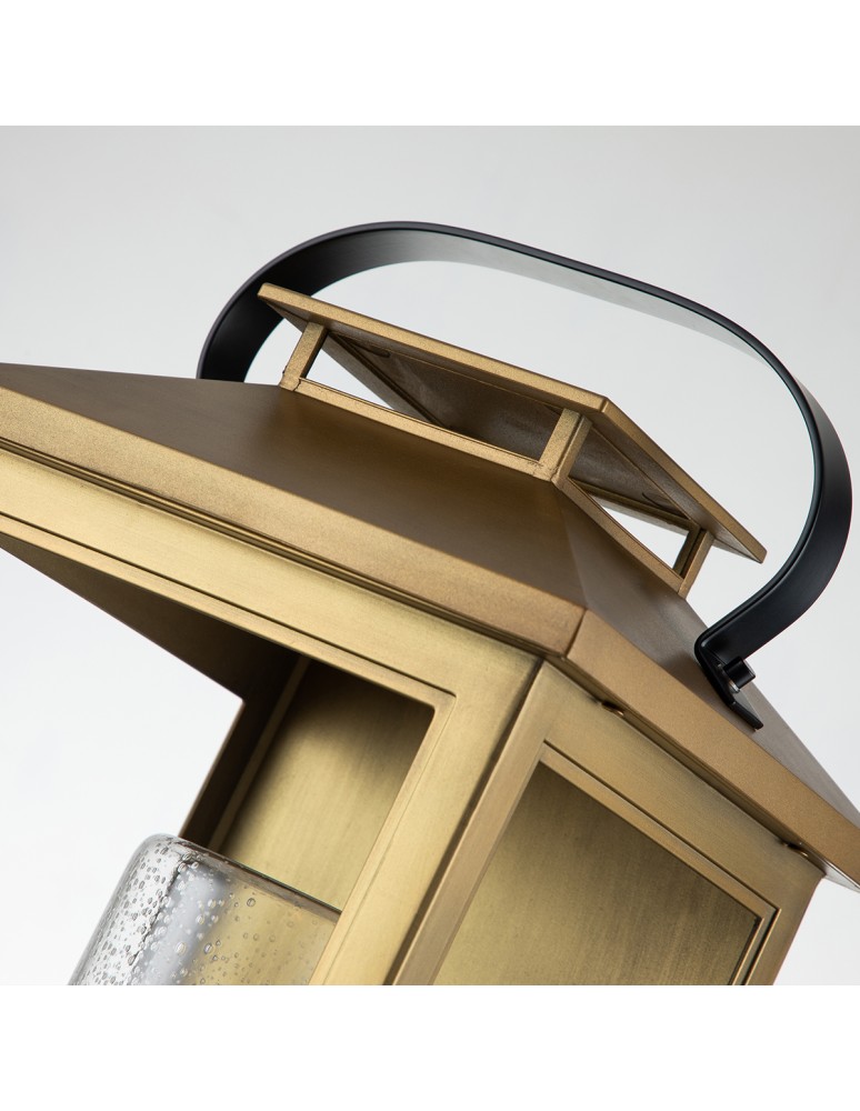 Quintiesse Duża latarnia naścienna Atwater - 1 źródło światła - Postarzany mosiądz IP44 Elstead Lighting QN-ATWATER-L-PD