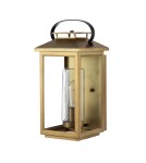 Quintiesse Średnia latarnia naścienna Atwater - 1 źródło światła - Postarzany mosiądz IP44 Elstead Lighting QN-ATWATER-M