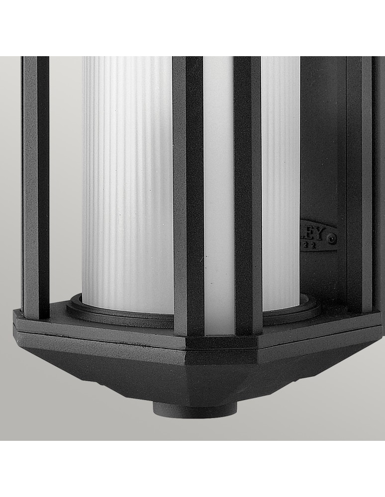 Quintiesse Średnia latarnia naścienna Castelle - 1 źródło światła - Czarna IP44 Elstead Lighting QN-CASTELLE-M-BLK