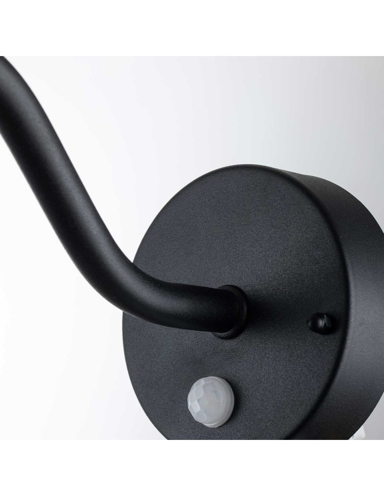 Elstead Lighting Latarnia naścienna z czujnikiem PIR Klampenborg - 1 źródło światła - Czarna IP44 KLAMPENBORG-PIR-BK