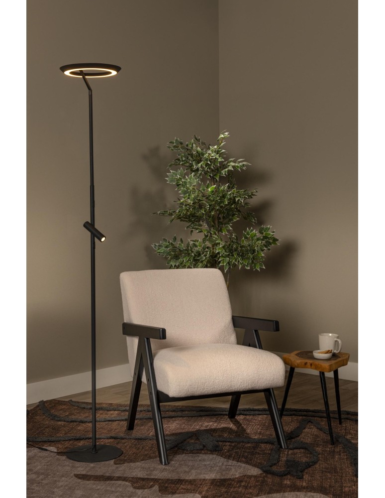 Lucide CELESTE to lampa podłogowa o nowoczesnym, minimalistycznym i ponadczasowym charakterze. Przy wysokości 174 cm i solidne