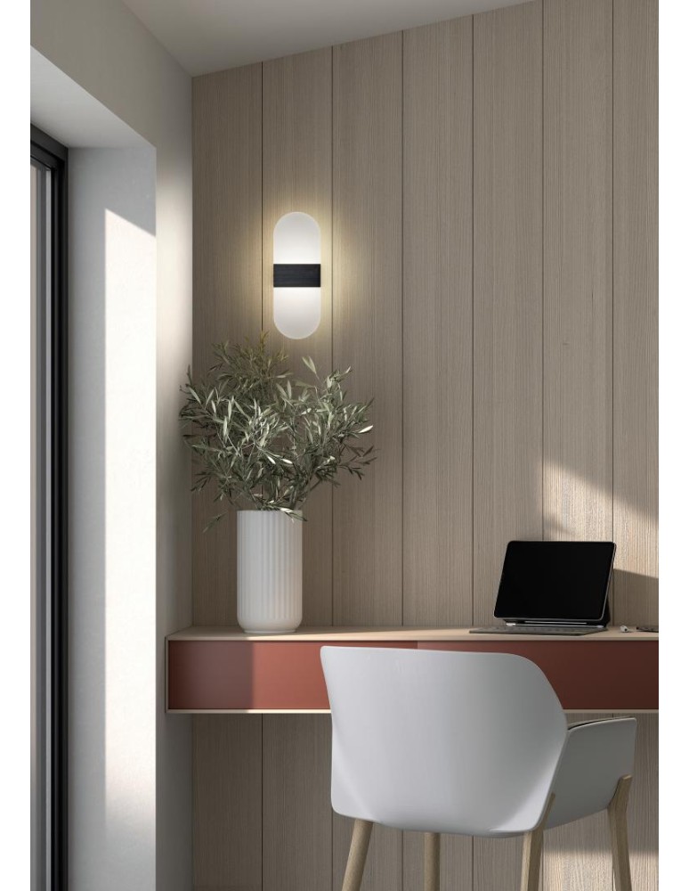MDC Lampa ścienna DUPLI czarny 4,5W 3000K 588749102