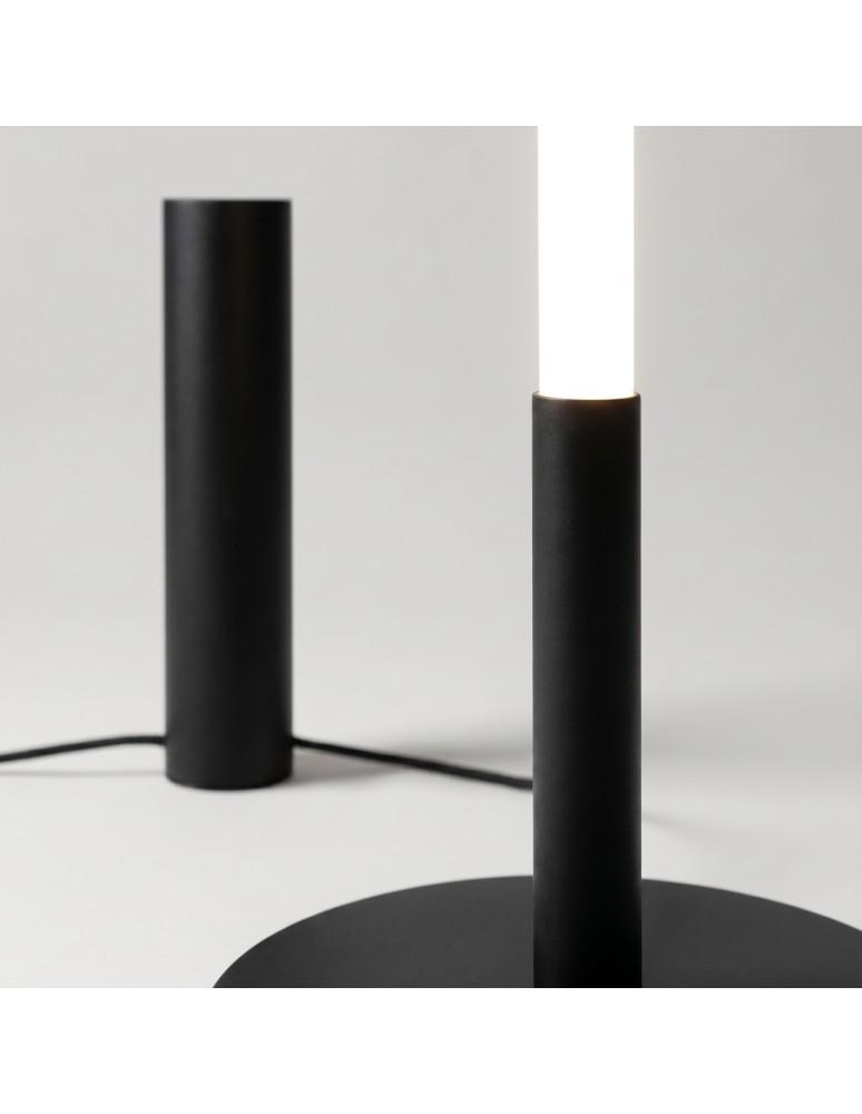 Thoro Lampa podłogowa TRANG czarna 4000K TH.1010