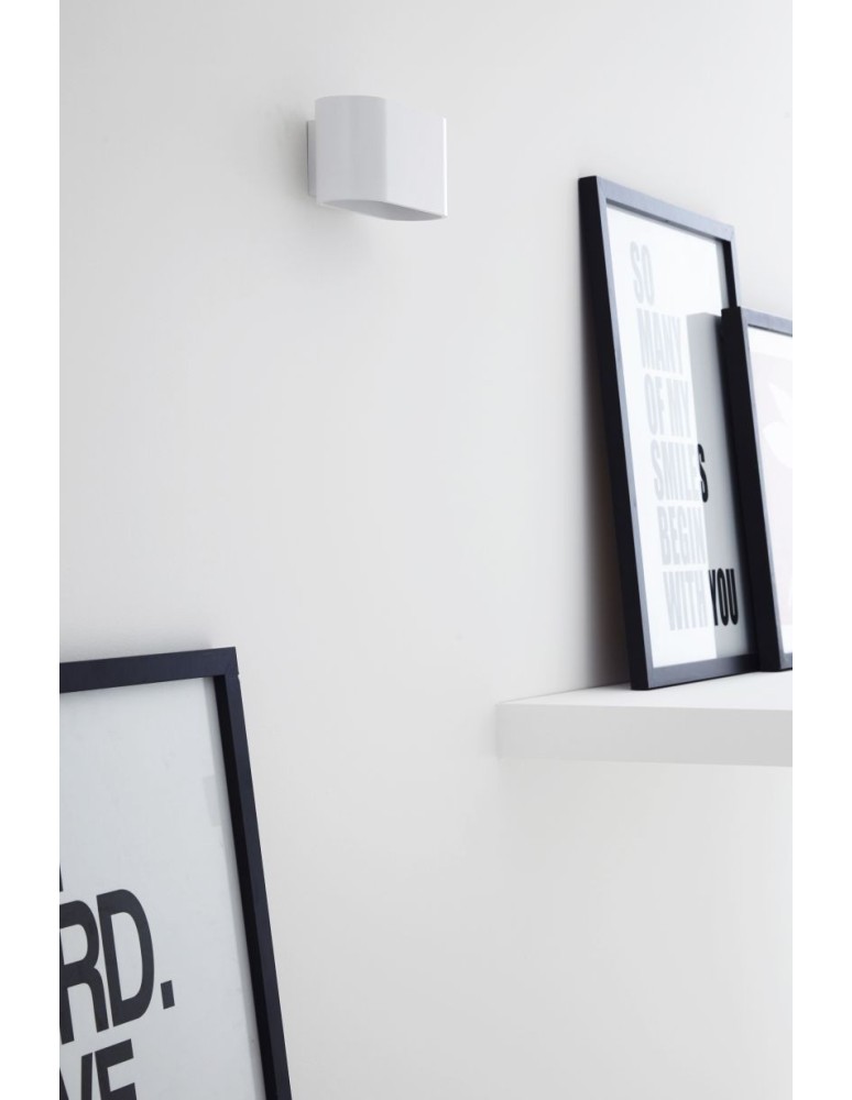 Lucide XERA 1xG9 H8 W8 L16cm White 23254/01/31 Wall lamp.