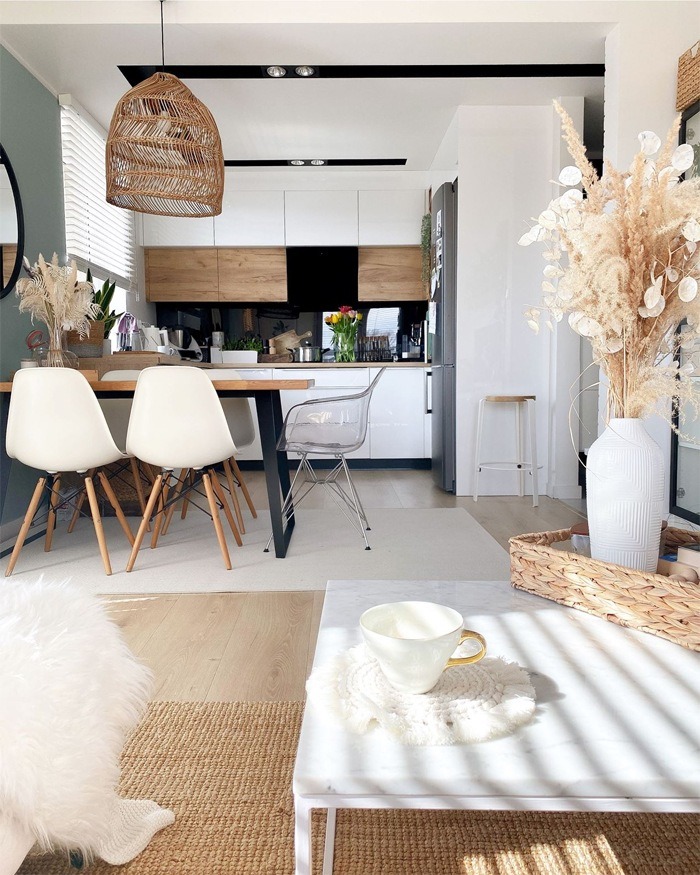 Minimalistyczna lampa wisząca – nasze propozycje na wyjątka atmosferę w Twoim domu