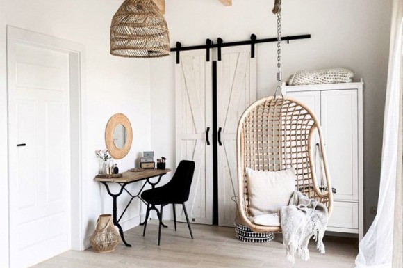 Prawidłowe oświetlenie stanowiska pracy w biurze - obowiązujące normy